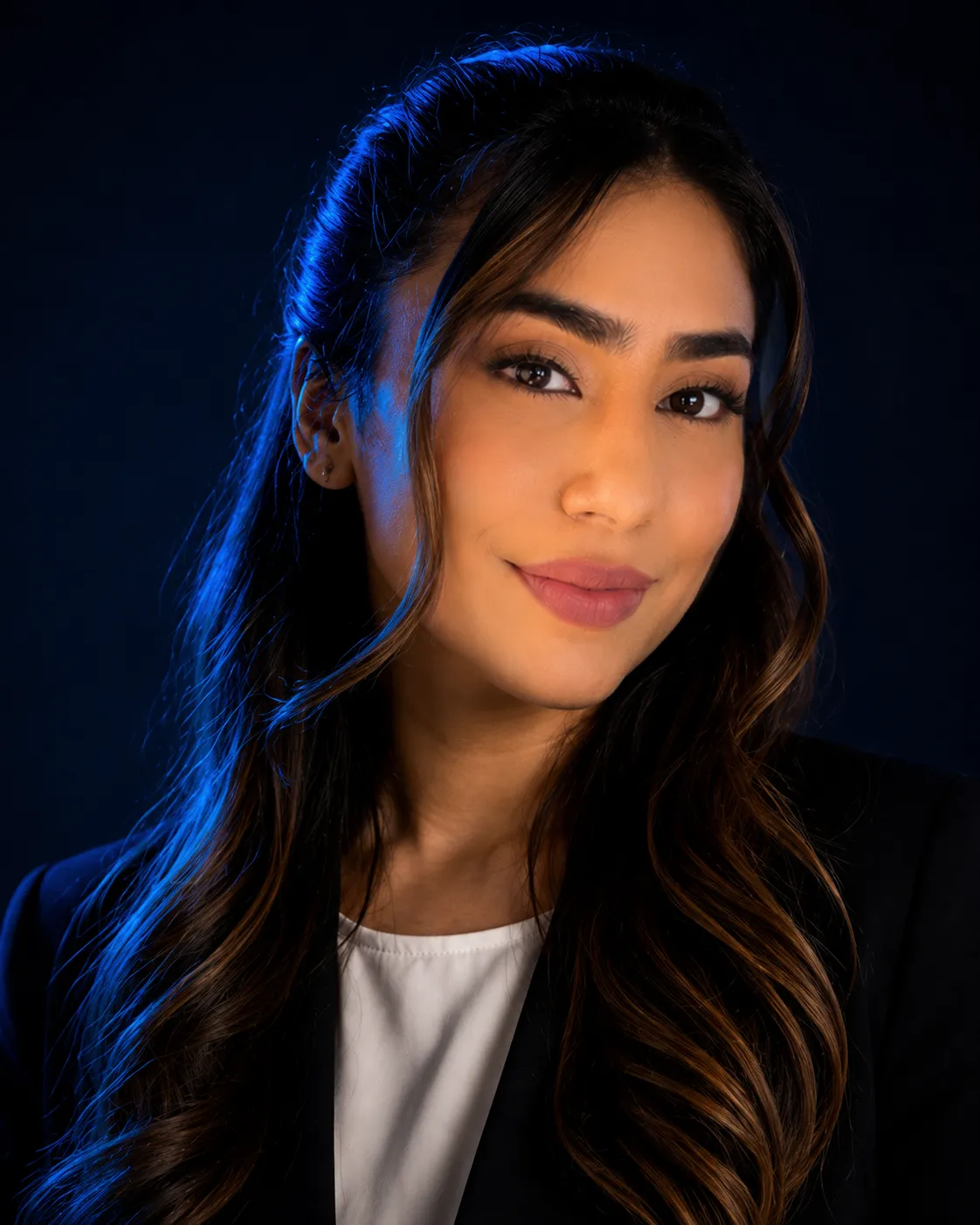 Headshot of Nav Kaur